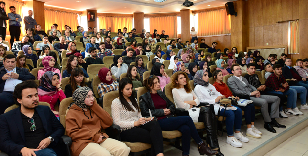 Kahramanmaraş’ta “Osmanlı’da Kadın” konulu konferans düzenlendi