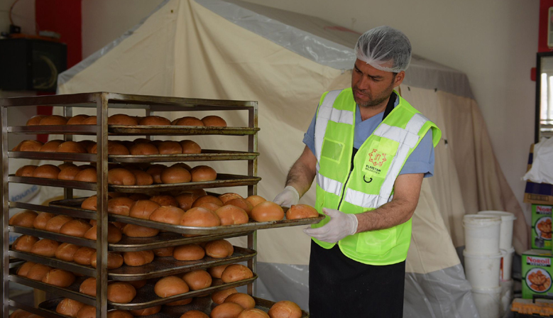 Halk Ekmek Fabrikası’ndan depremzedelere günlük 15 bin ekmek