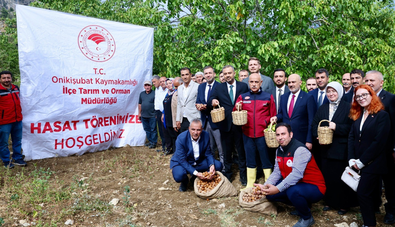 Başkan Toptaş, AB tescilli cevizlerin hasat şenliğine katıldı