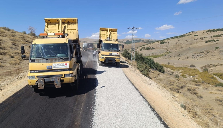 Büyükşehir, Afşin Kırsalında da Ulaşım Atağını Sürdürüyor