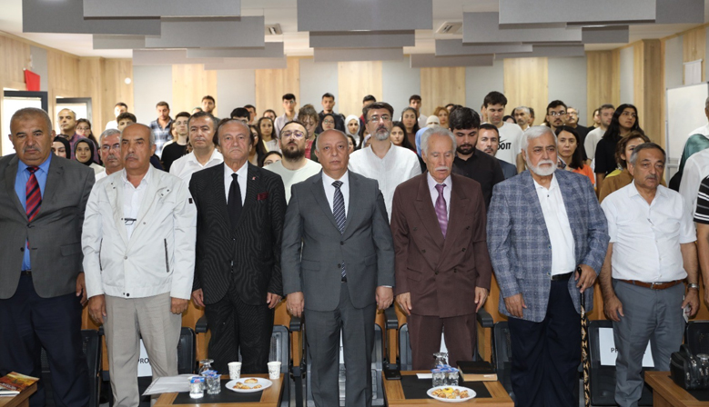 Türk Şiiri’nin Beyaz Kartalı Bahaettin Karakoç İstiklal Üniversitesi’nde Anıldı