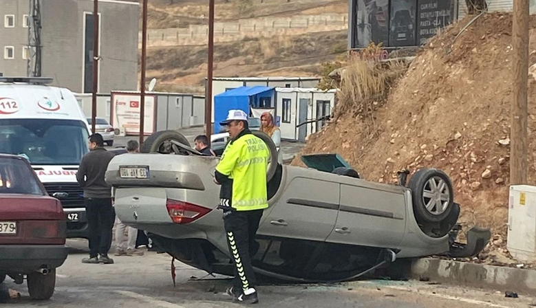 Kahramanmaraş’ta Takla Atan Araçta 1 Kişi Yaralandı