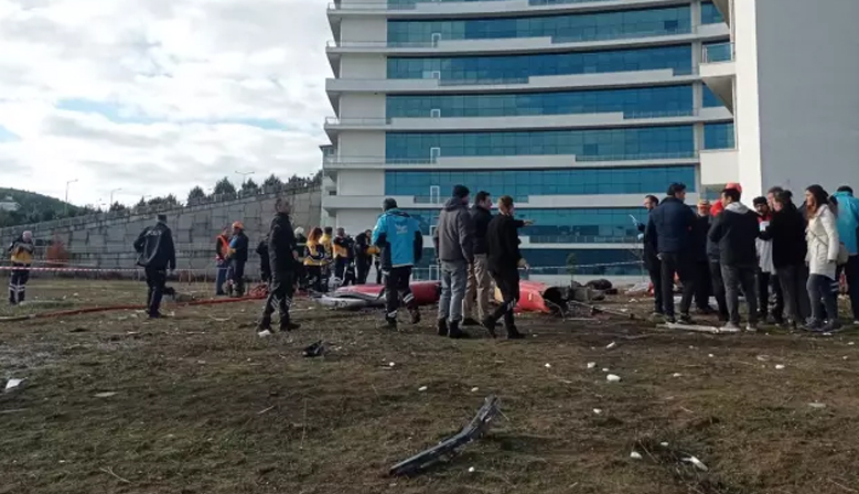 Muğla’da ambulans helikopter hastaneye çarptı, 4 kişi hayatını kaybetti