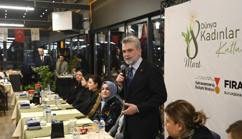 Büyükşehir, Dünya Kadınlar Günü’nde Kadın Personellerini Unutmadı