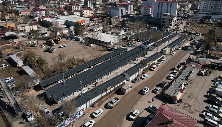 Elbistan’da Rezerv Alandaki İş Yerleri İçin 2 Yeni Çarşı Kuruldu