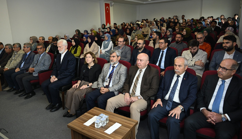 Kur’an’a Göre Aile Kurumu Çalıştayı KSÜ’de Düzenlendi