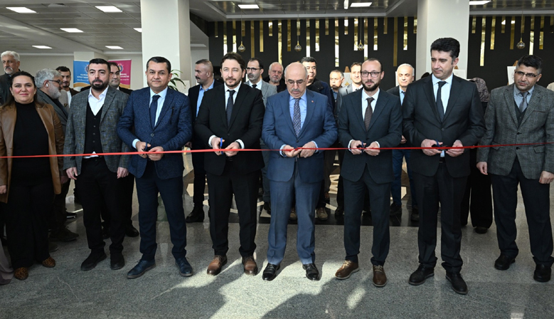KSÜ’de Kahramanmaraş’ın Zenginliklerini El Sanatlarıyla Buluşturan Sergi Açıldı