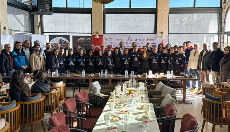 Maraşgücüspor Altın Kızlar’dan Güçlü Lansman