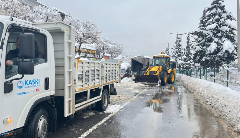 KASKİ’den Karla Mücadeleye Güçlü Destek