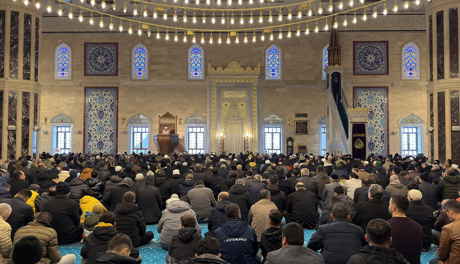 Abdülhamid Han Camii’nde Deprem Şehitleri İçin Manevi Buluşma