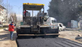 Büyükşehir, Altyapı Sonrası Yol Yenilemelerini Durmaksızın Sürdürüyor