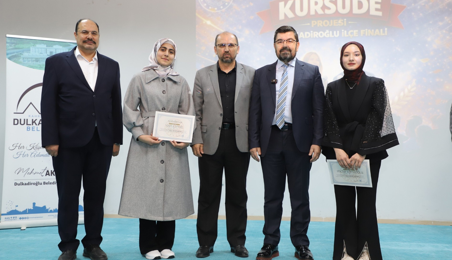 GENÇLER KÜRSÜDE DULKADİROĞLU İLÇE FİNALİ BÜYÜK HEYECANA SAHNE OLDU