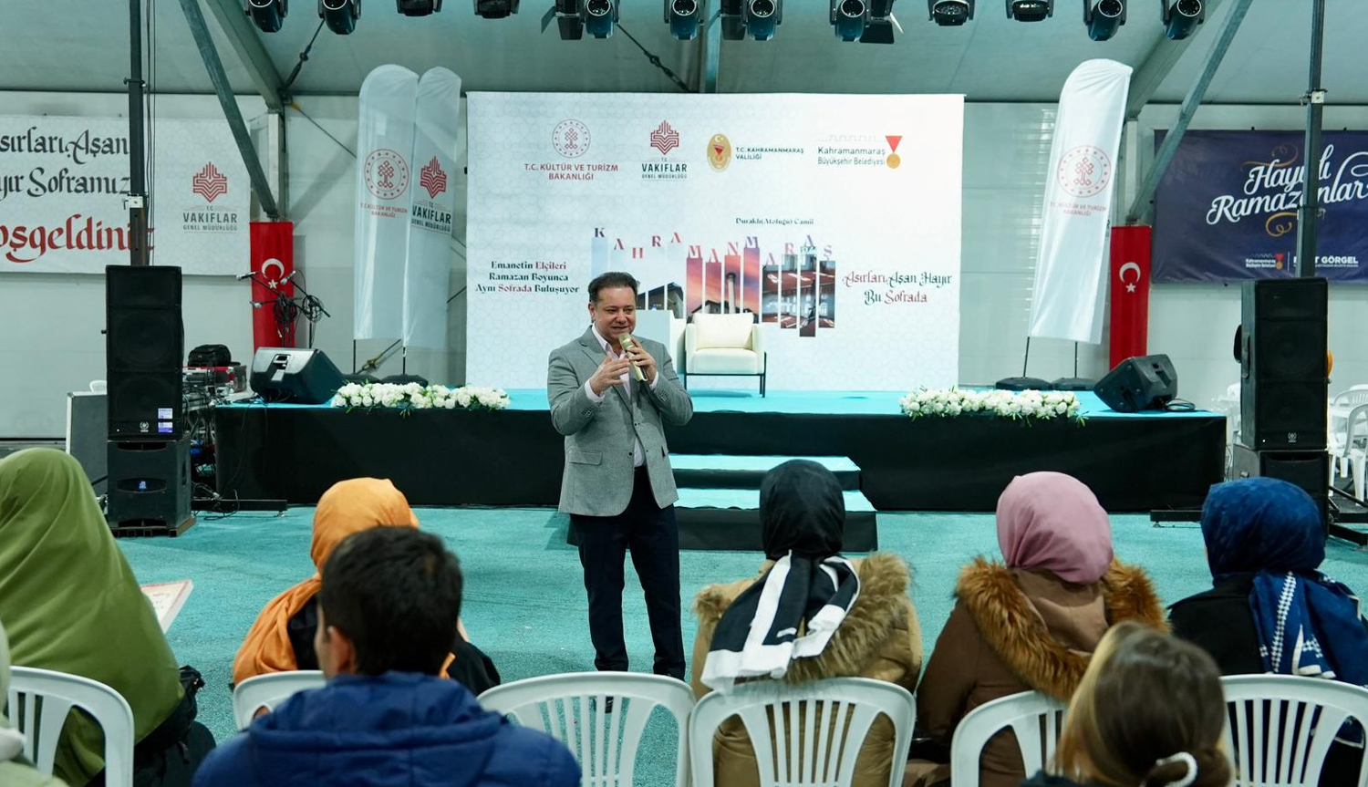 Maneviyat ve Kültür Ramazan Sokağı’nda Buluştu