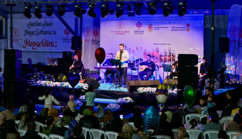 Ramazan Sokağı’nda Murat Belet’ten Gönüllere Dokunan Nağmeler