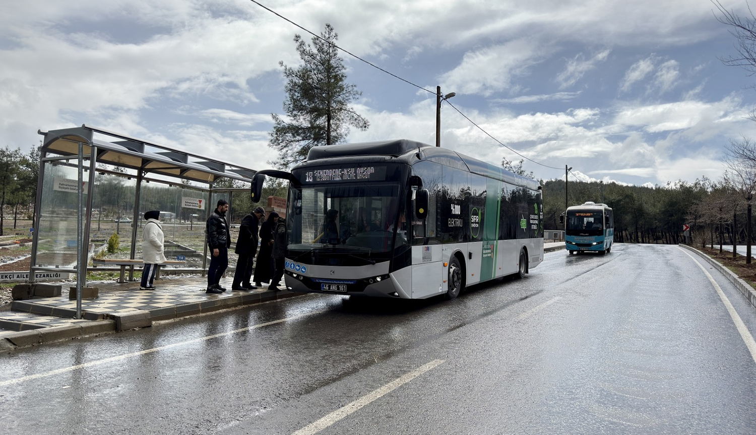 Büyükşehir, Bayramda Mezarlık Ziyaretlerini Ulaşım Desteğiyle Kolaylaştırdı