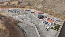 Çağlayancerit’in İleri Biyolojik Atıksu Arıtma Tesisi Hizmete Alındı