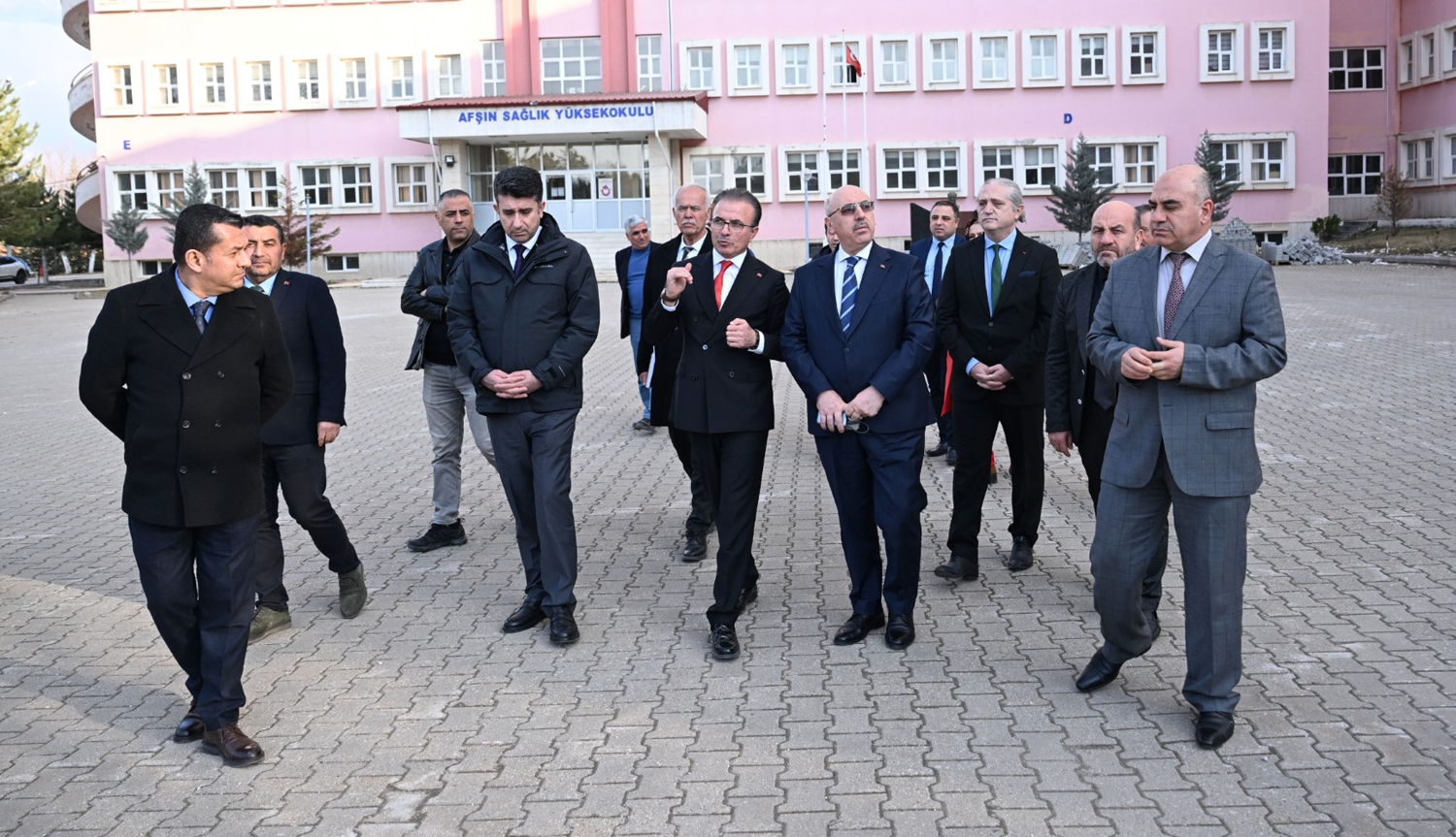 KSÜ Rektörü Afşin’de İncelemelerde Bulundu