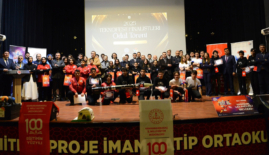 KSÜ Yönetimi TEKNOFEST Başarısını Paylaşan Öğrencilerin Ödül Törenine Katıldı