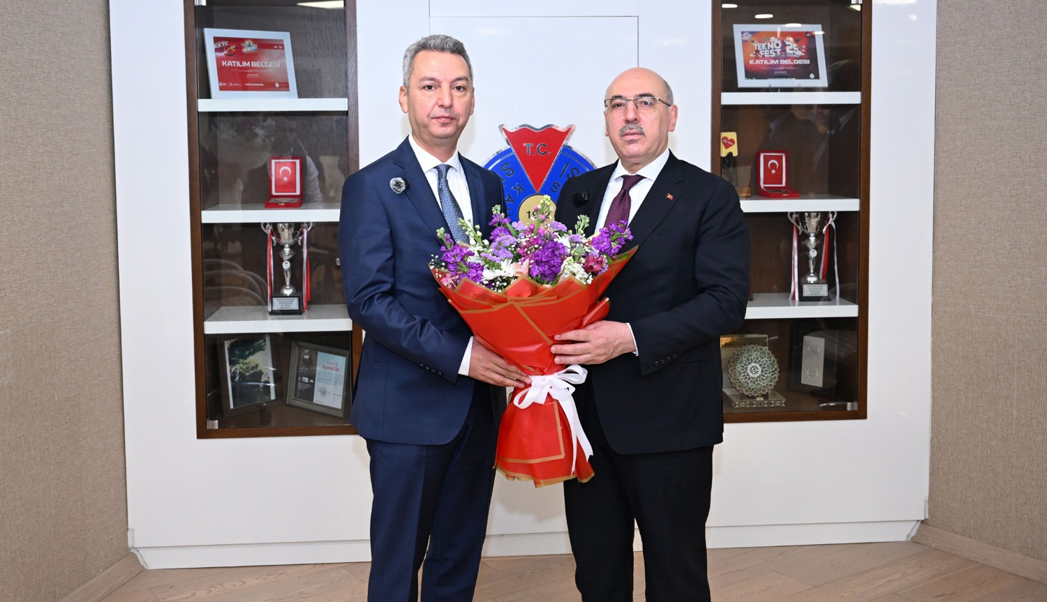 KSÜ’de Rektörlük Devir Teslim Töreni Gerçekleştirildi