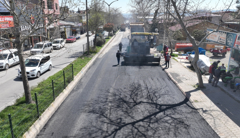Kahramanmaraş’ta Asfalt Mesaisi Devam Ediyor