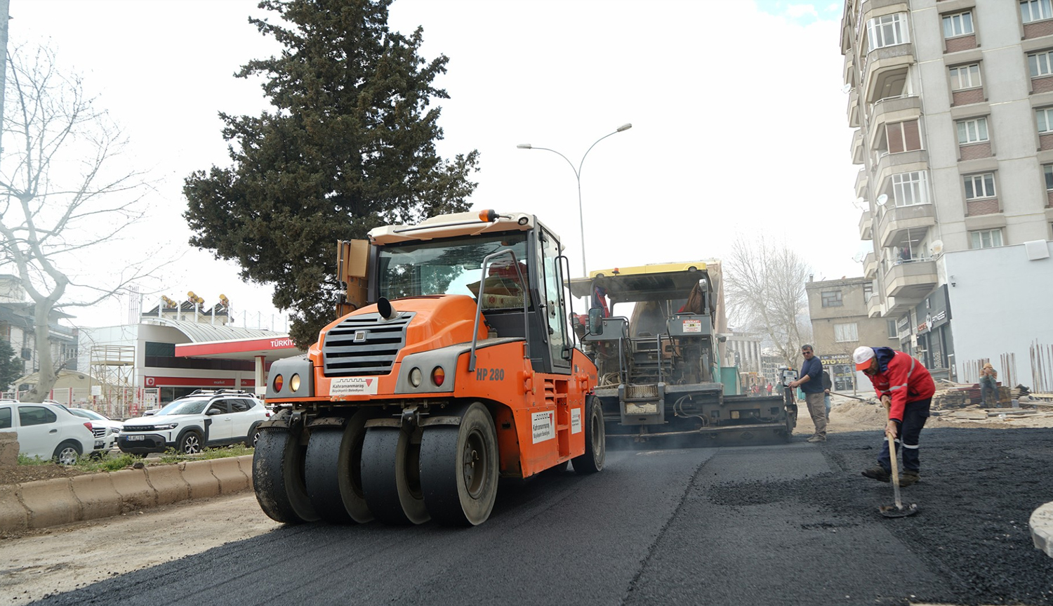 Kahramanmaraş’ta Trabzon Bulvarlarında Asfalt Çalışması