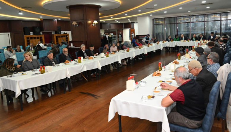 Ramazan’ın Bereketi Huzurevi Sakinleriyle Paylaşıldı