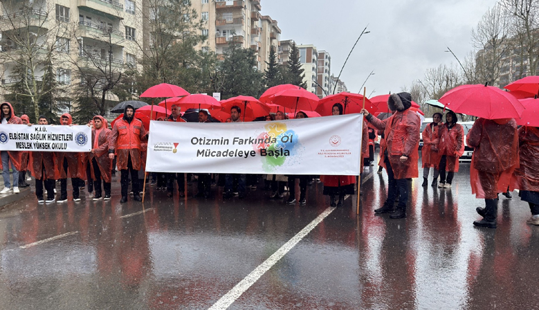 Kahramanmaraş Otizm İçin Yürüdü