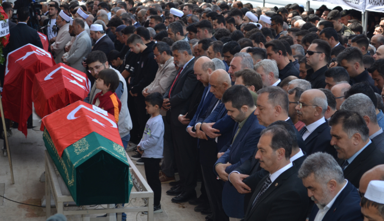 Kahramanmaraş Tek Yürek Oldu; Acı Kayıplar Dualarla Uğurlandı