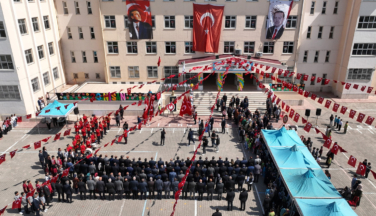 “Ulusal Egemenlik ve Çocuk Bayramı Kutlu Olsun”