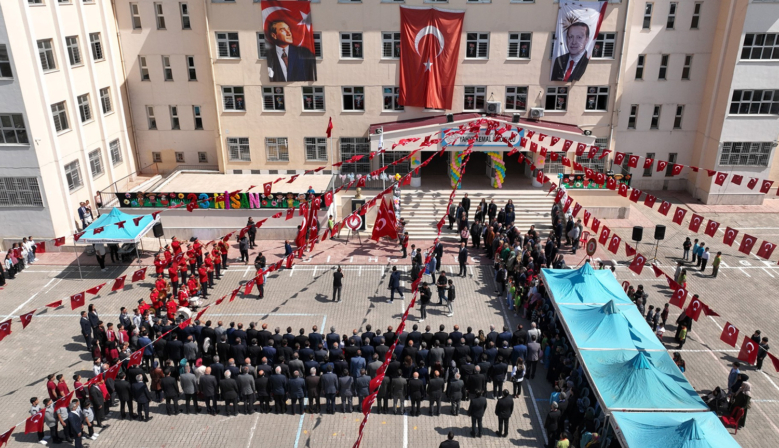 “Ulusal Egemenlik ve Çocuk Bayramı Kutlu Olsun”