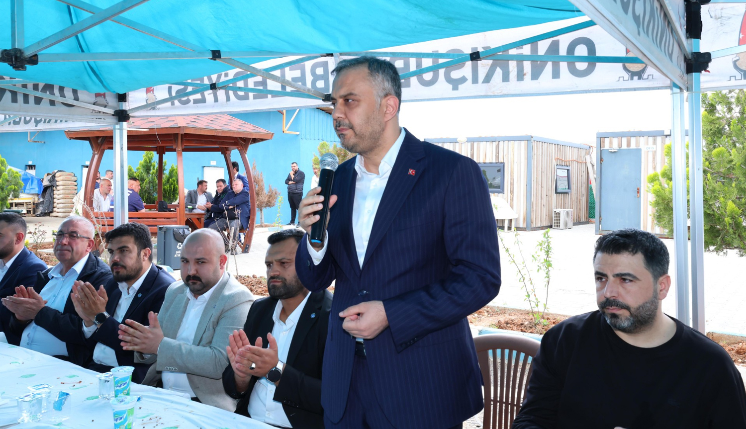 Başkan Toptaş’tan belediye emekçilerine anlamlı 1 Mayıs teşekkürü