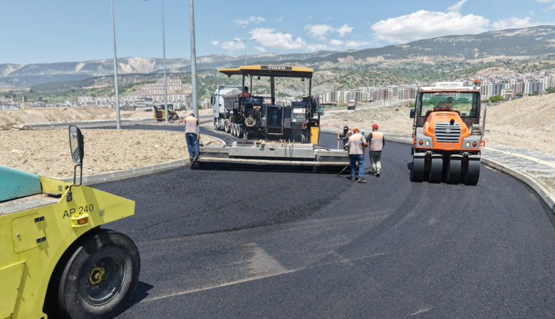 Kahramanmaraş Tarihinin En Büyük Asfalt Hamlesine Start Verildi