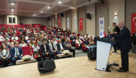 Rektör Bakan’dan Gençlere Başarı Formülü