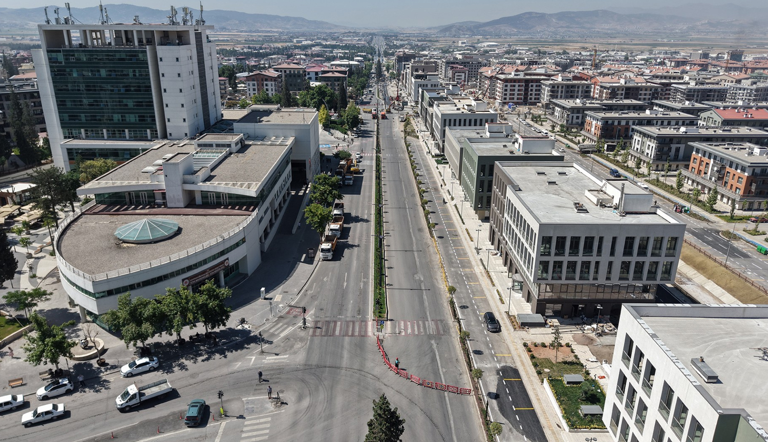 Azerbaycan Bulvarı 2 Temmuz’a Kadar Trafiğe kapatıldı