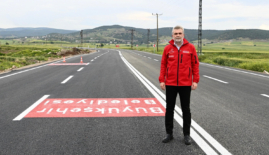 Başkan Fırat Görgel’in liderliğinde asvalt çalışmaları sürüyor