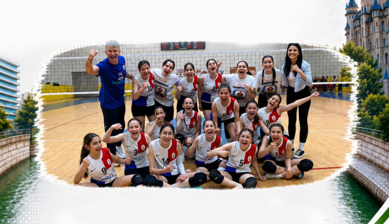 Onikişubat Belediyespor Midi Kız Voleybol Takımı Türkiye Şampiyonası Yolunda