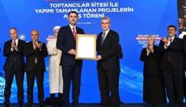 Bakan Kurum, İlk “Yeşil Ruhsat”ı Başkan Görgel’e Takdim Etti