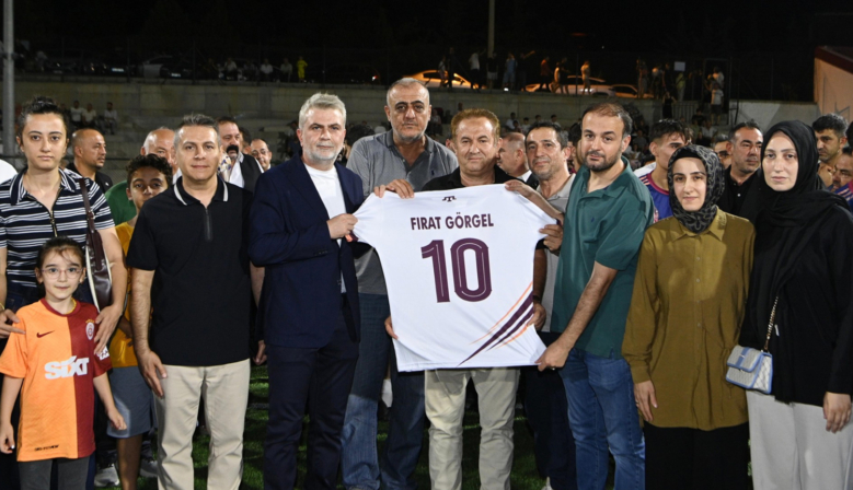 Başkan Görgel, Yusuf Tarık Gül Anısına Düzenlenen Futbol Turnuvasına Katıldı