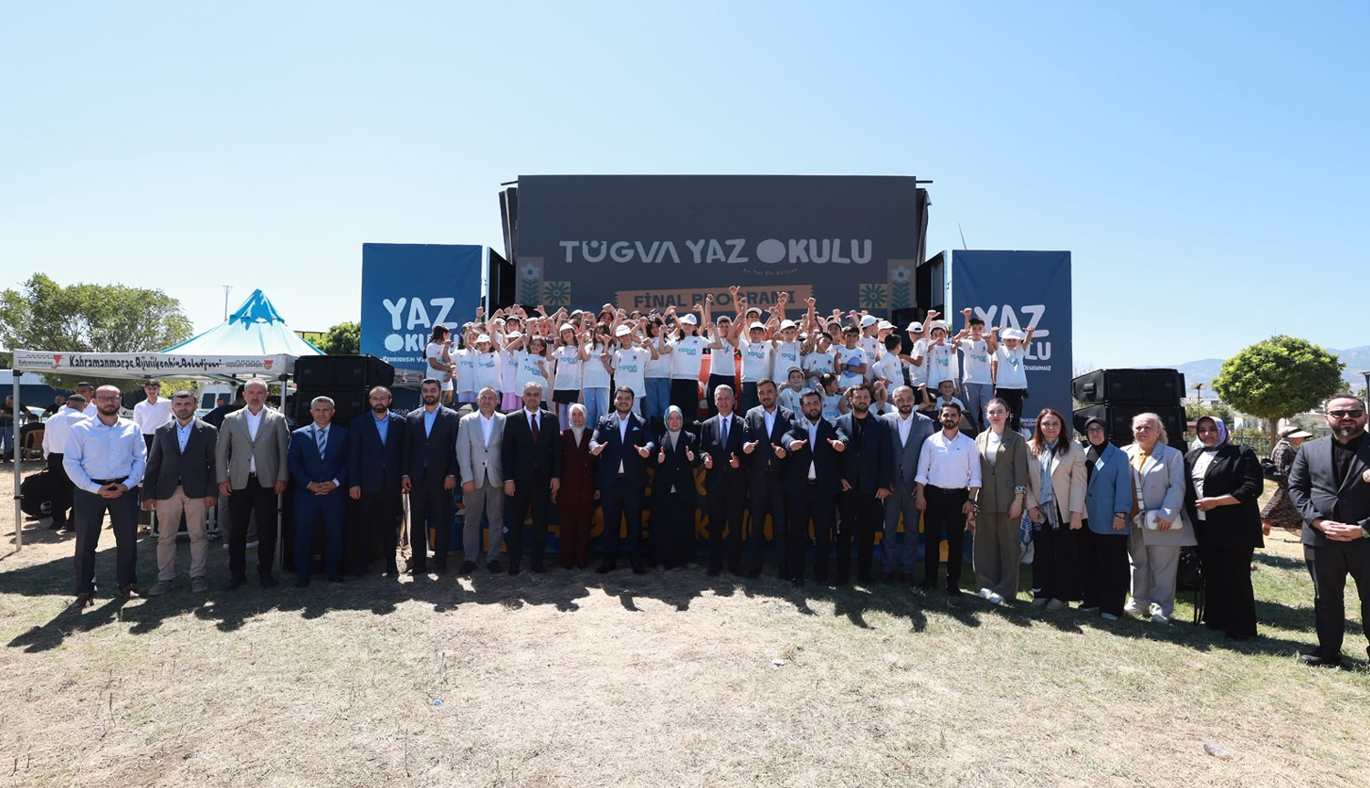 Celal Karatüre’nin sahne aldığı TÜGVA Yaz Okulları, kapanış programı ile sona erdi