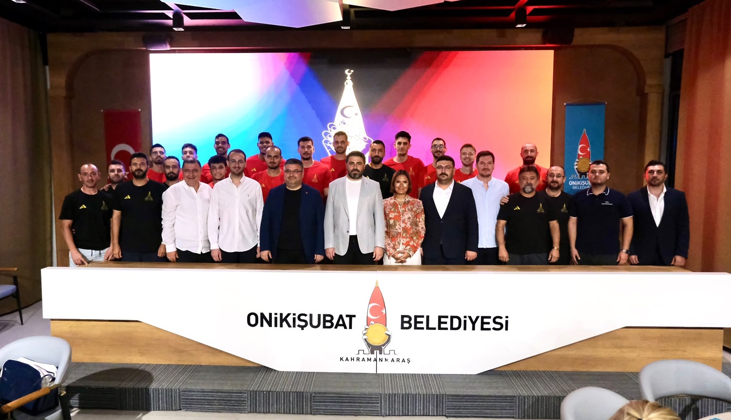 Efeler Ligi’nde boy gösterecek AKEDAŞ Onikişubat Belediyespor’da yeni sezon heyecanı