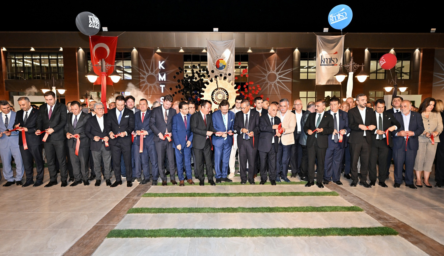 KMTSO Yeni Hizmet Binası Törenle Açıldı