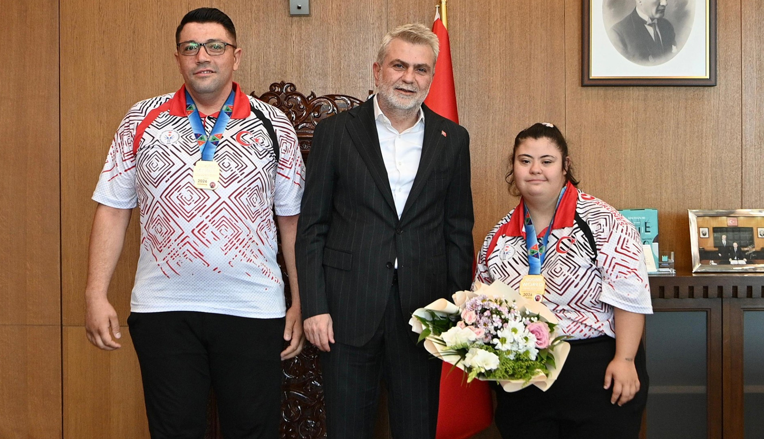Başkan Görgel, Judo Dünya Şampiyonu Zeynep Sude’yi Misafir Etti