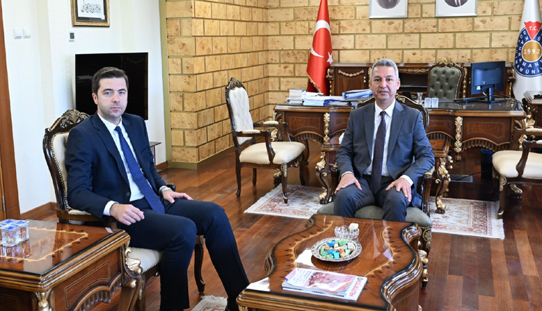 Gençlik Hizmetleri Genel Müdürü Efendioğlu’ndan Rektör Okumuş’a Ziyaret