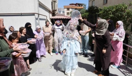 Hafızlığı tamamlayan Fatma Zehra’dan doktor babaya duygulandıran sürpriz