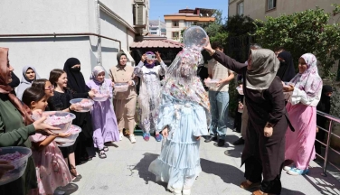 Hafızlığı tamamlayan Fatma Zehra’dan doktor babaya duygulandıran sürpriz