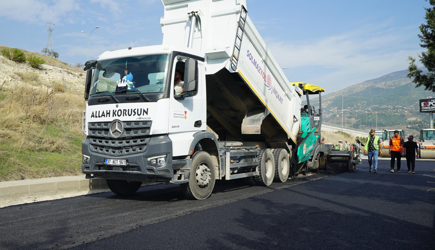 Büyükşehir’den Kavlaklı, Kazım Karabekir ve OSB’nin Ulaşımına Asfalt